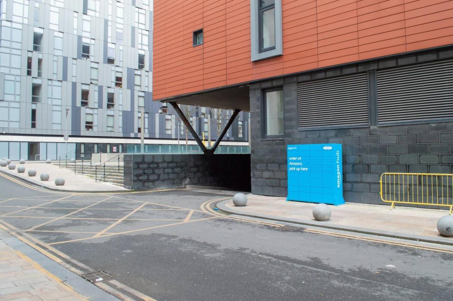 Stunning Mersey View Flat W Parking In Liverpool Exterior photo